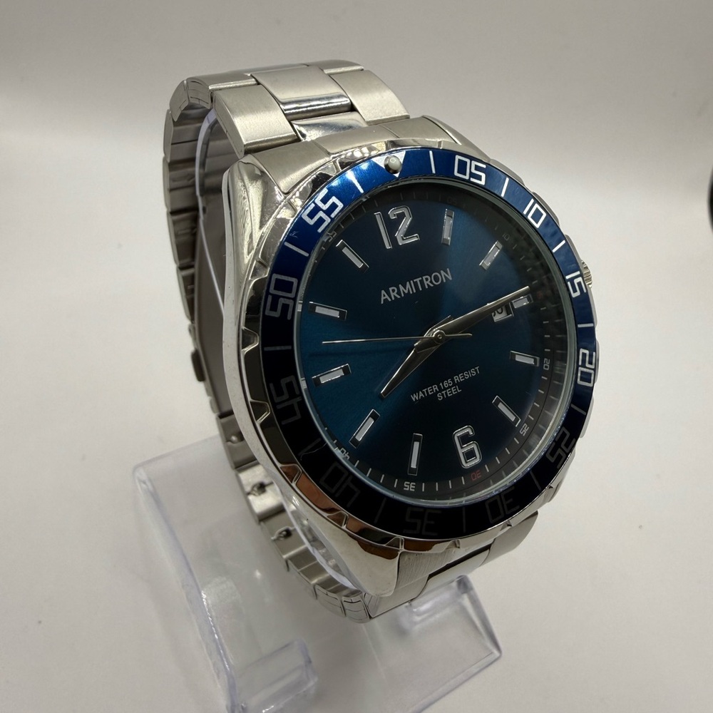 Armitron Blue Face/Bezel Stainless Steel Luminescent Quartz (New Battery) - Picture 6 of 15